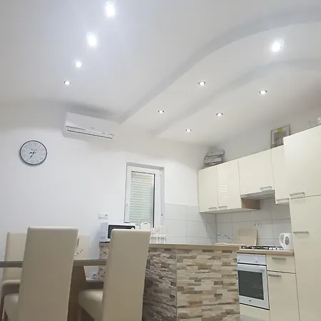 Ivan Apartment